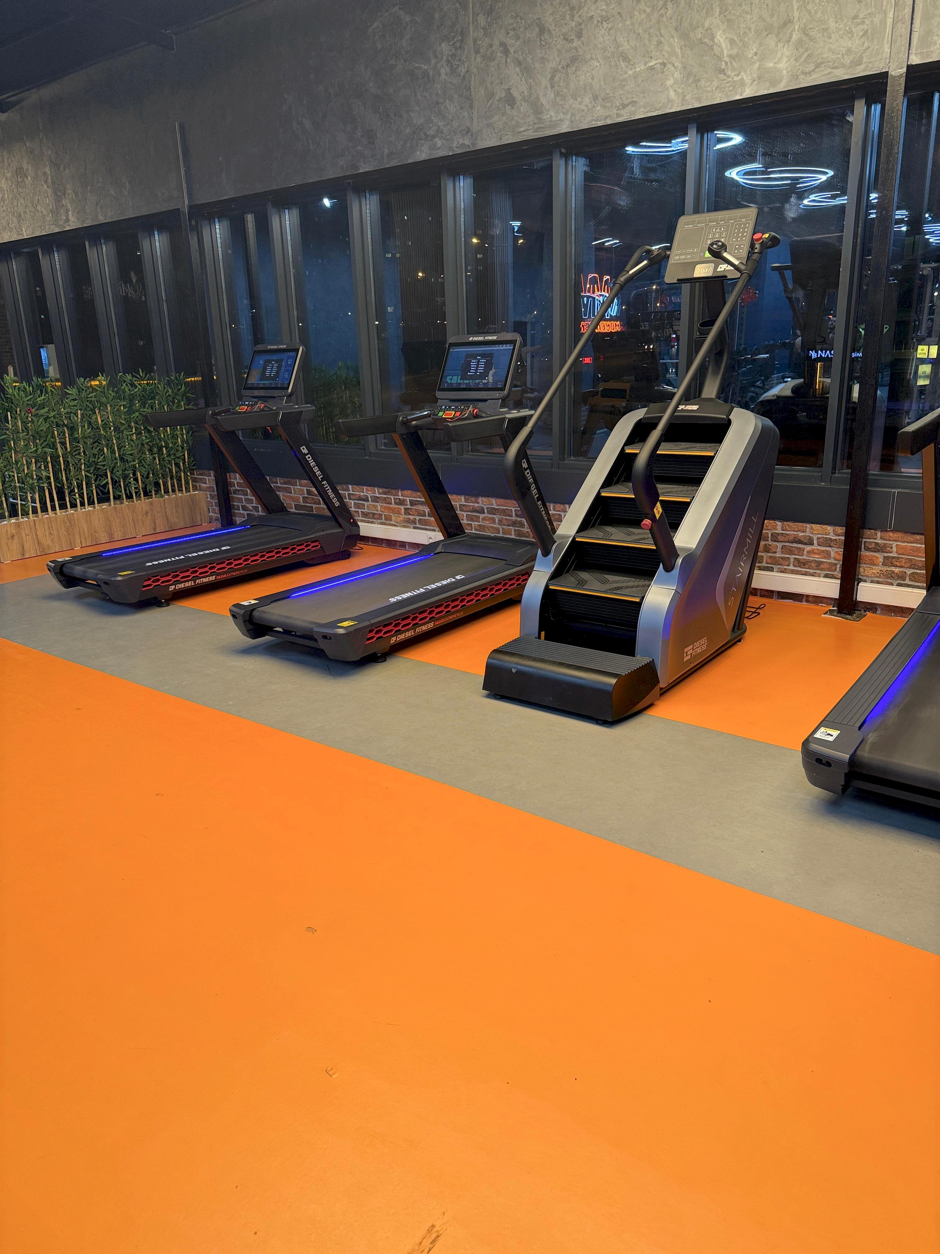 Momentum Bodybuilding - Vücut Geliştirme ve Fitness Merkezi